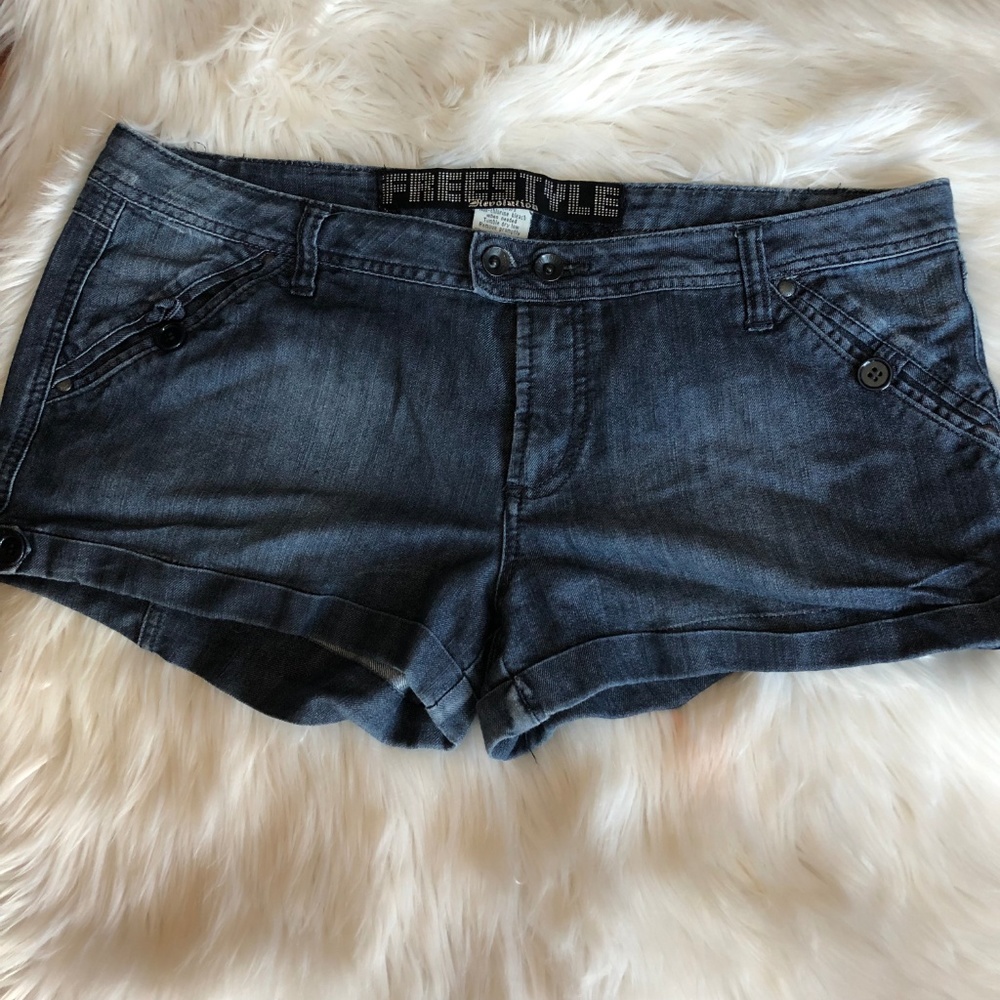 Freestyle Dark Denim Short Shorts Size 17